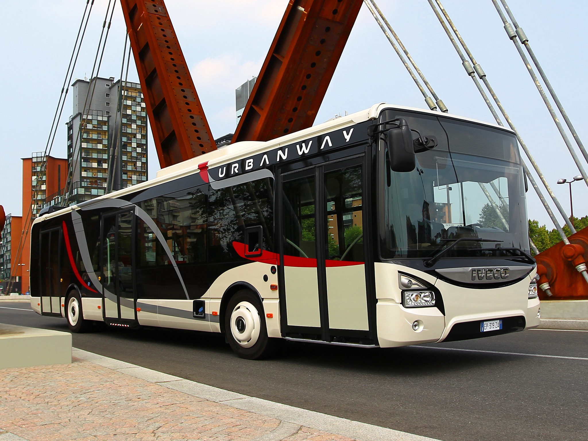 Bus Iveco urbanway  RCCM  Tôlerie fine de précision RhôneAlpes